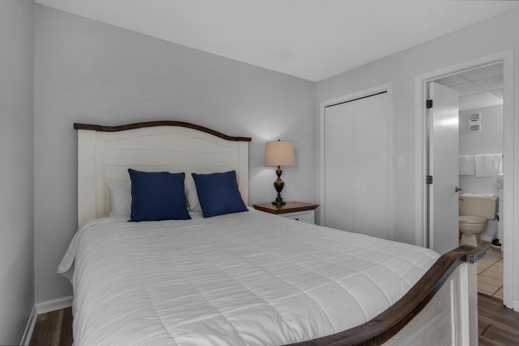 Edgewater 605-2 Holiday home